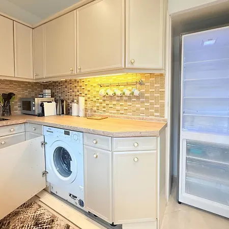 Rustam Cozy Apartment